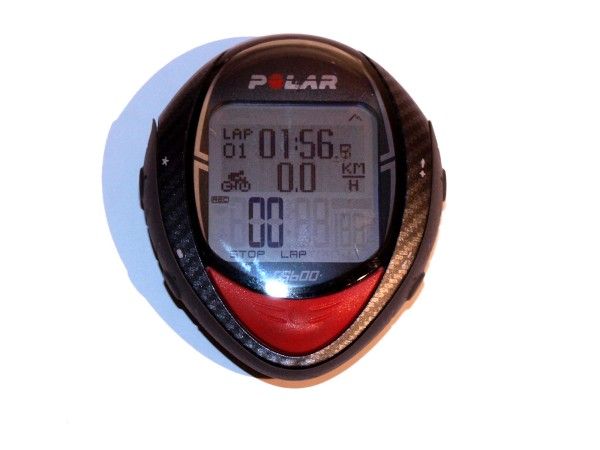 The 1.5in LCD screen can display a wide range of information