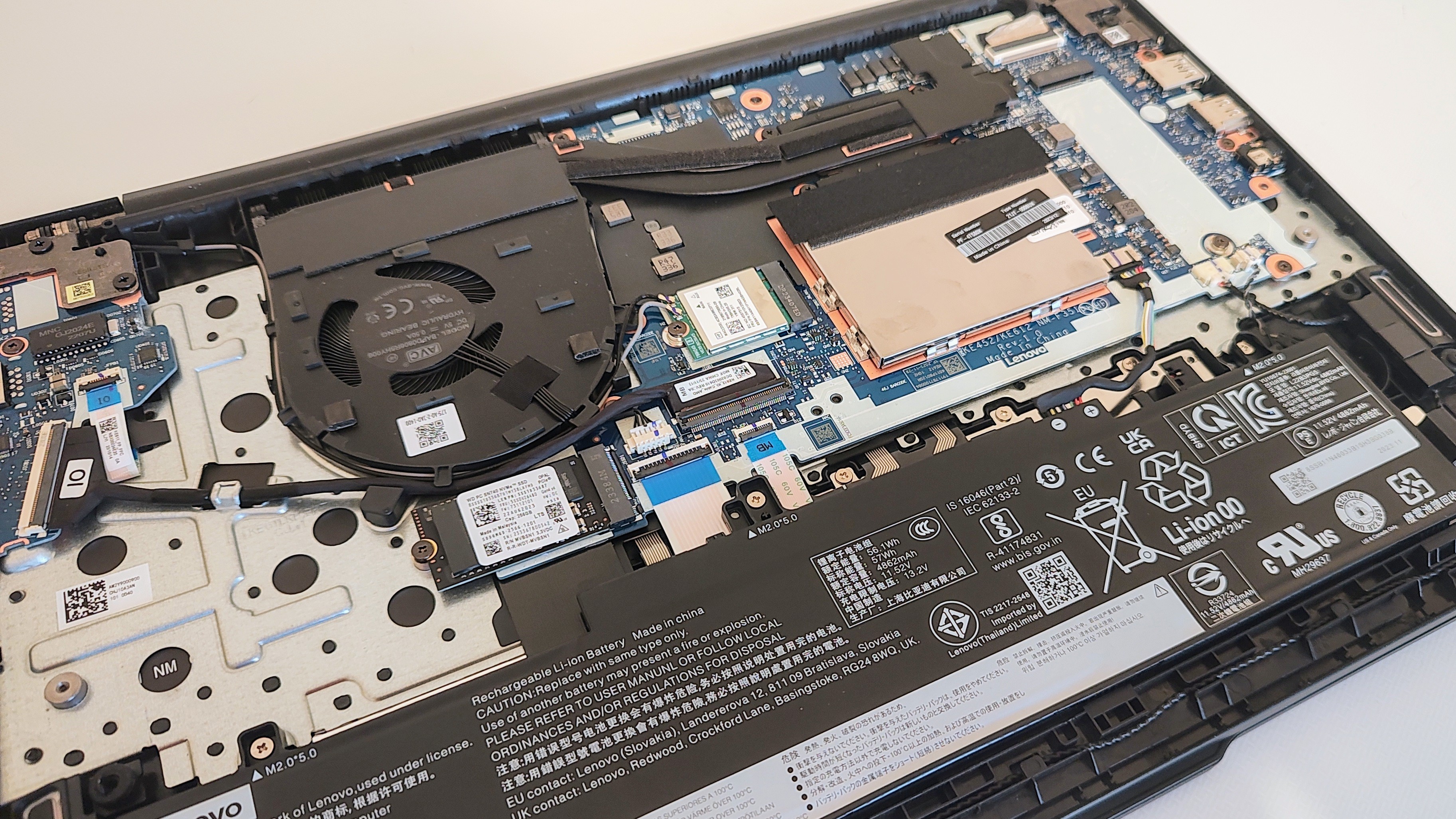 Inside the Lenovo ThinkPad E16