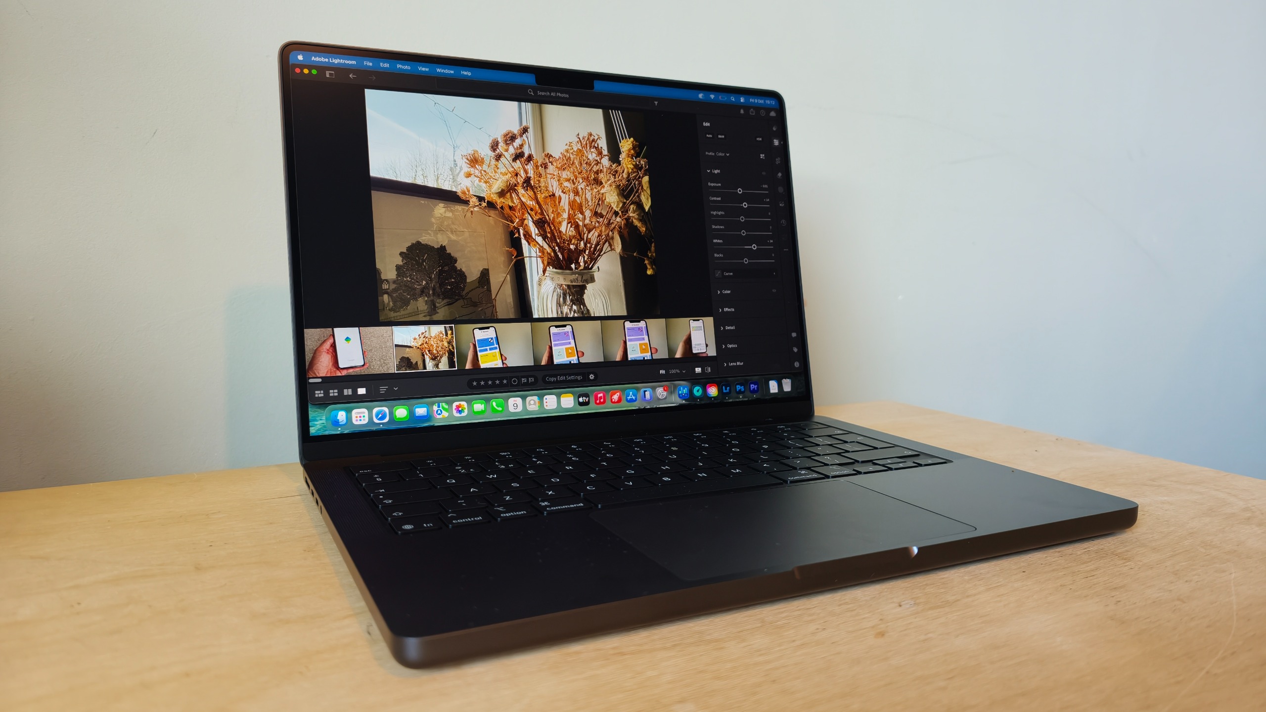 MacBook Pro M5 14-inch