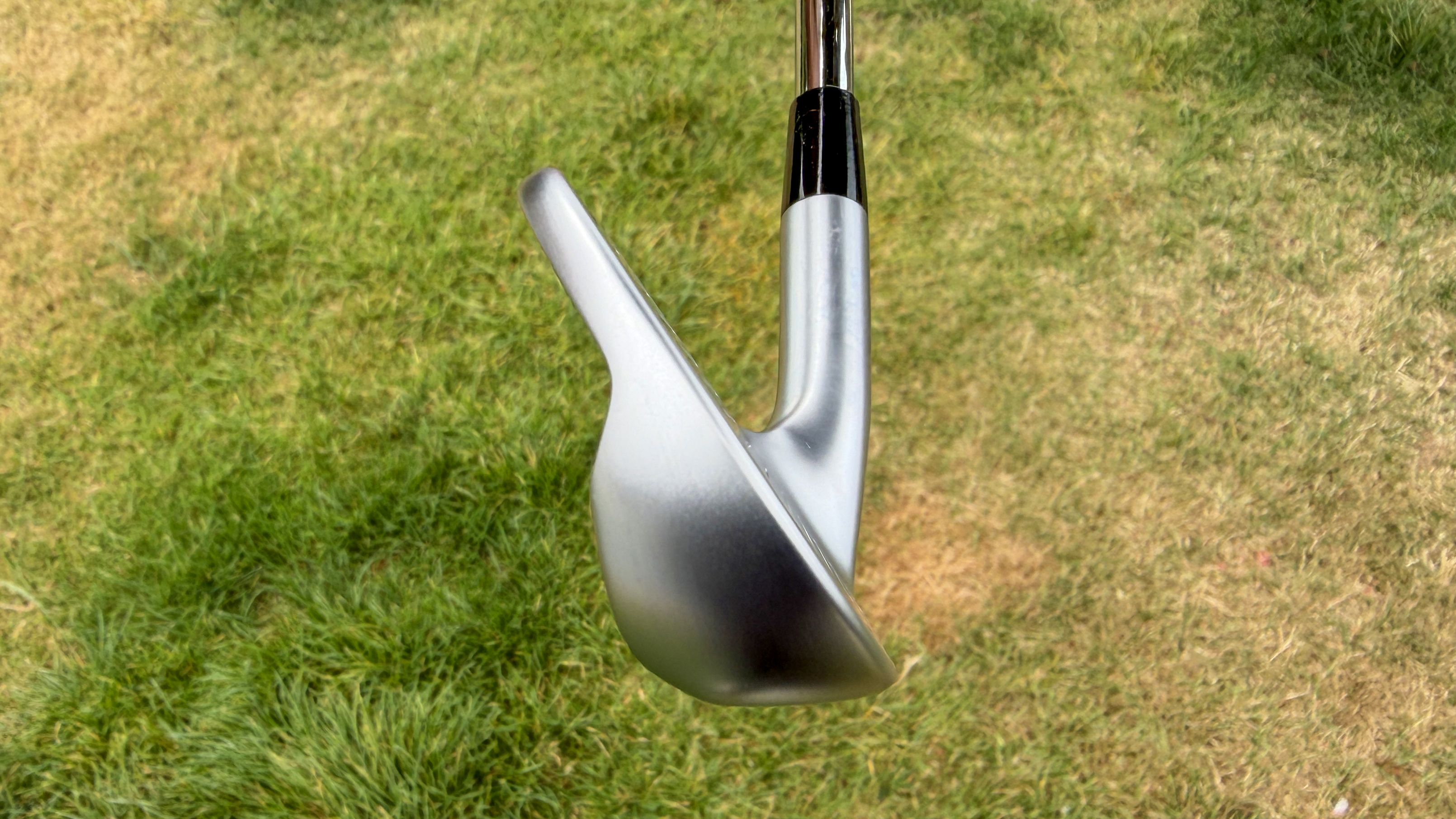 Photo of the Mizuno Pro S-4 Iron