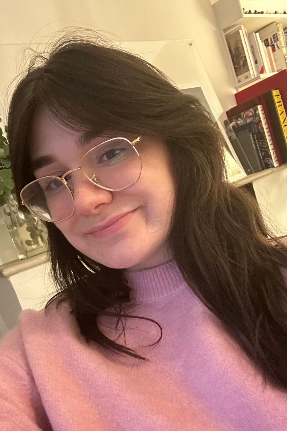Sofia Piza wearing the COSRX Master Patch Intensive acne patch