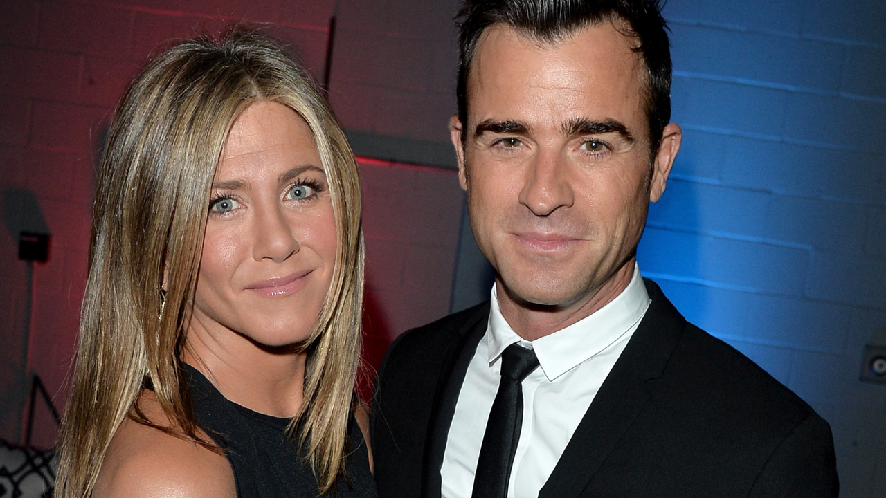 Actress/Executive Producer Jennifer Aniston (L) and actor Justin Theroux attend the &quot;Cake&quot; premiere during the 2014 Toronto International Film Festival at The Elgin on September 8, 2014 in Toronto, Canada.