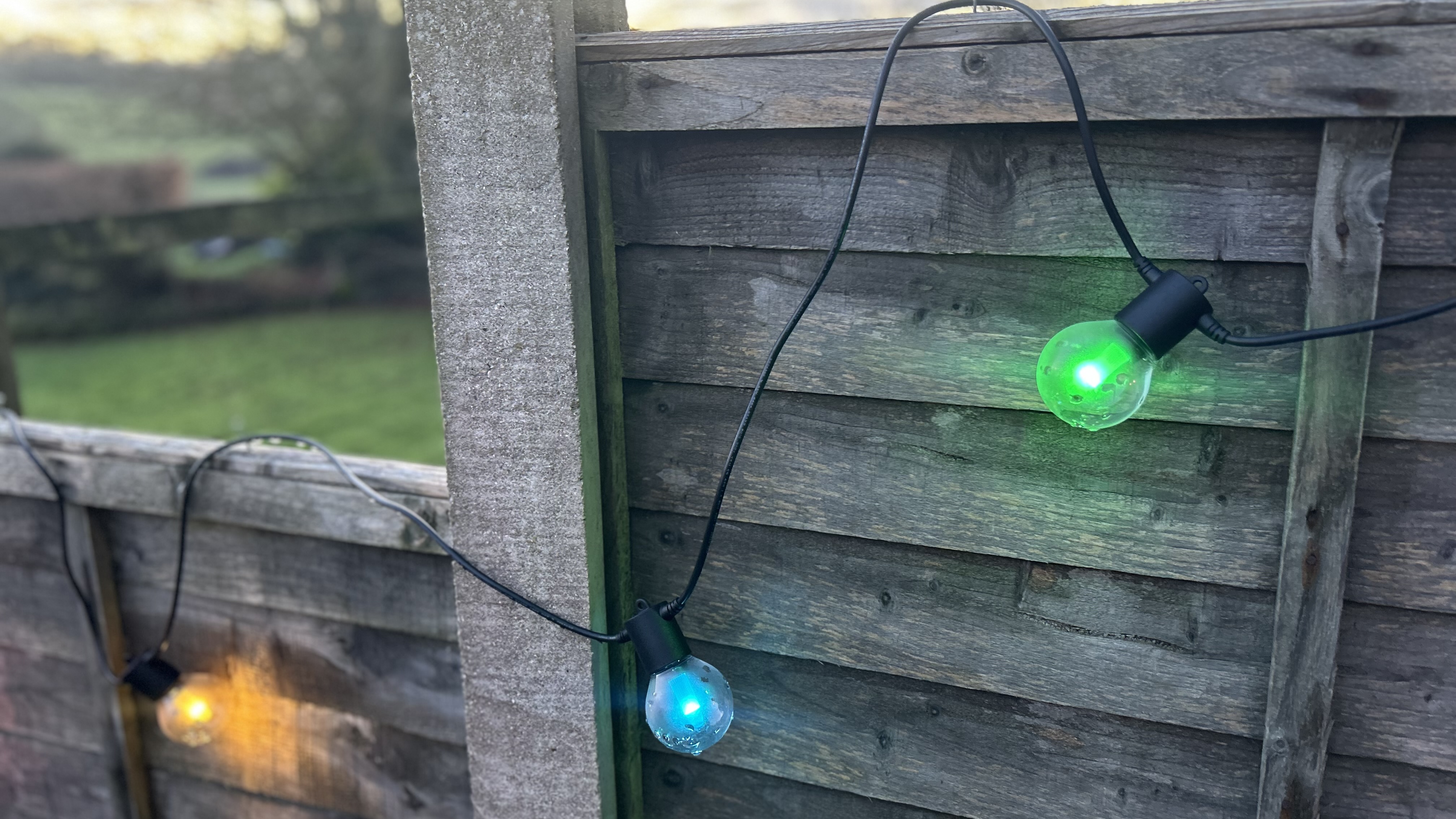 Philips Hue Festavia Globe Outdoor String Light