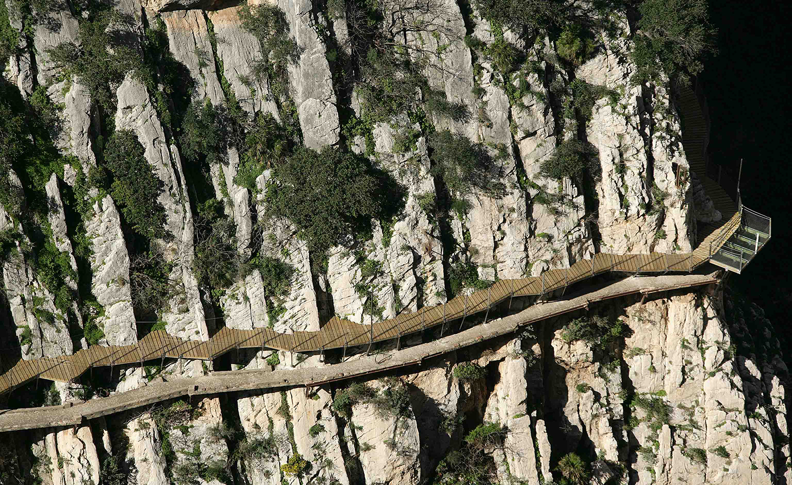 El Caminito Del Rey walkway by Luis Machuca