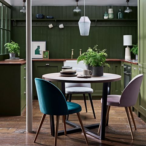Green Kitchen Ideas Cabinets Wallore In Shades Of Sage Olive And Emerald Homes Gardens - Sage Green Kitchen Cabinets What Colour Walls Green Kitchen Ideas Cabinets Wallore In Shades Of Sage Olive And Emerald Homes Gardens - Sage Green Kitchen Cabinets What Colour Walls