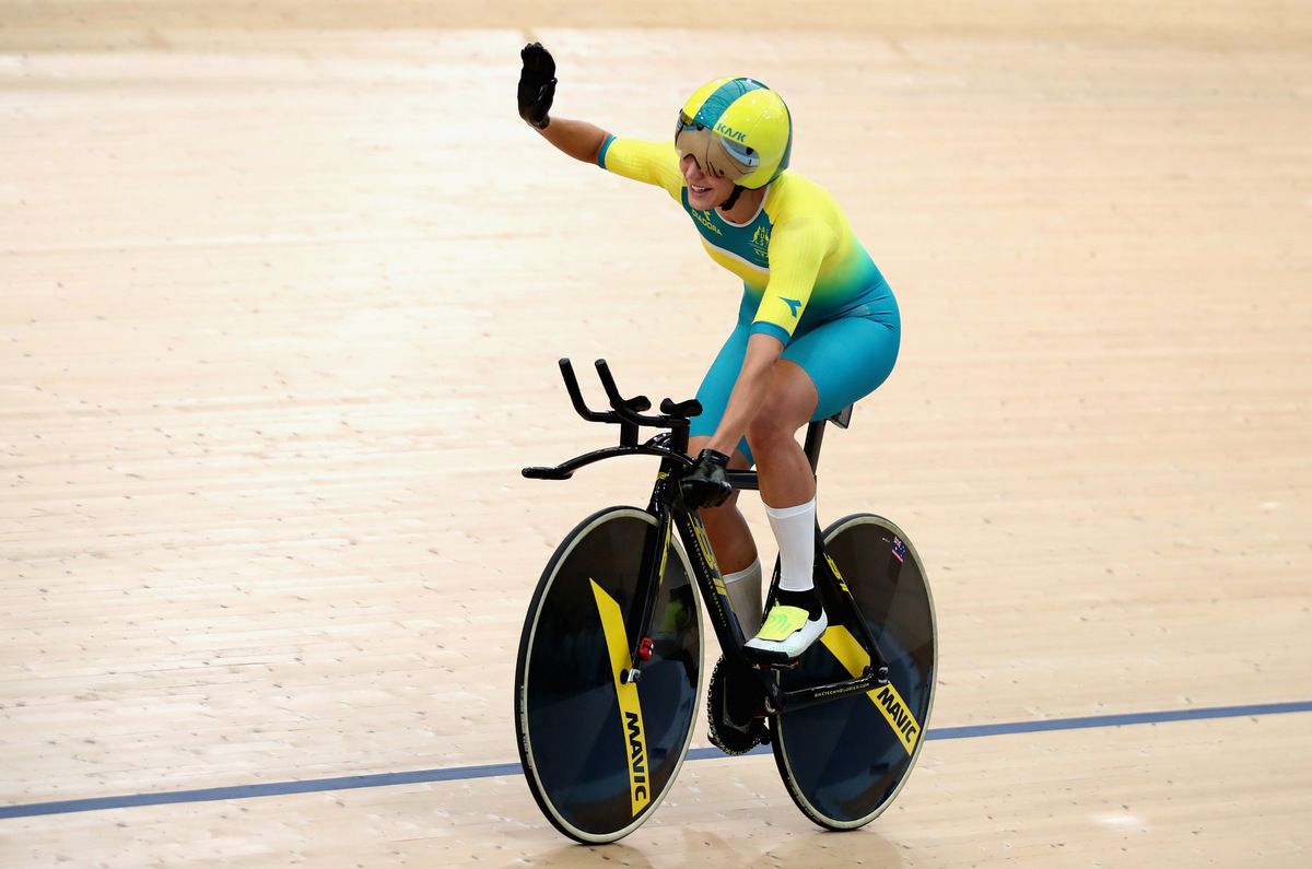 Rebecca Wiasak (Australia) celebrates setting the new record to set up a gold medal ride in the IP
