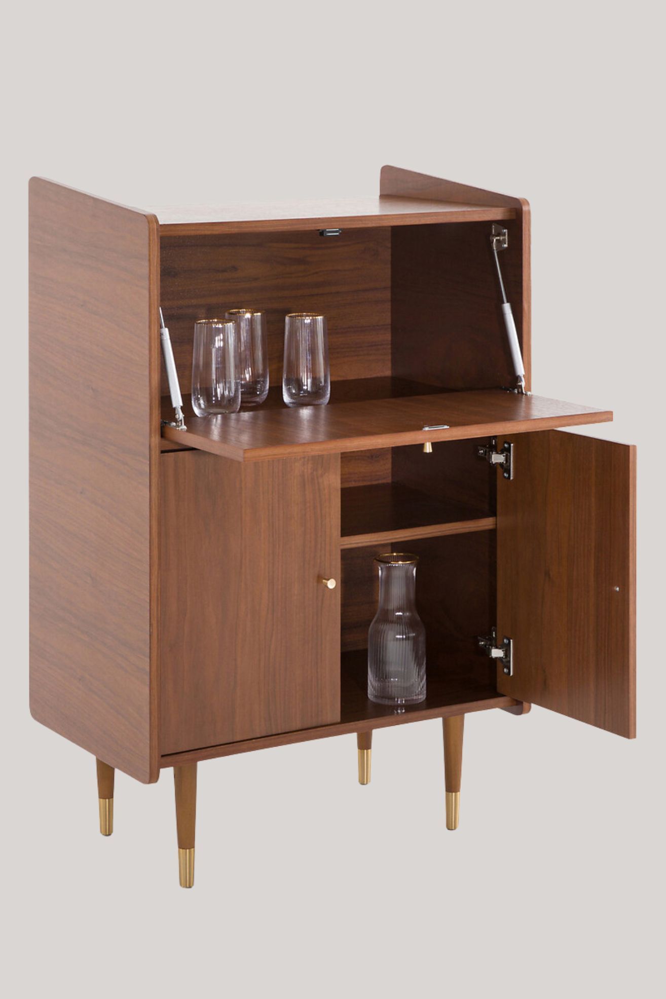 La Redoute Interieurs, Ronda Vintage Walnut Veneer 3-Door Bar Cabinet