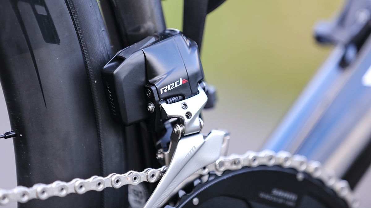 The batteries on the derailleurs are removeable for charging