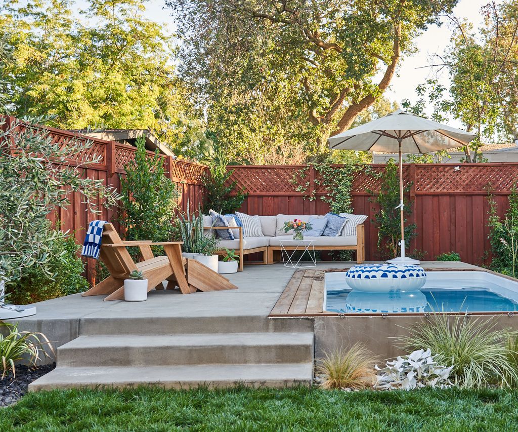 How to make a backyard look bigger 8 spaceenhancing tricks Homes