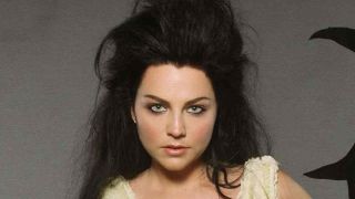 Evanescence’s Amy Lee posing for a photograph in 2006