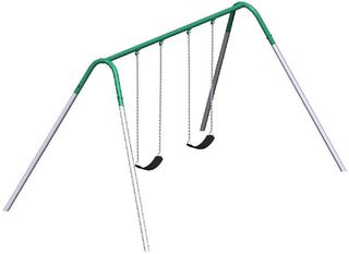 swing-set-recall-100902-02
