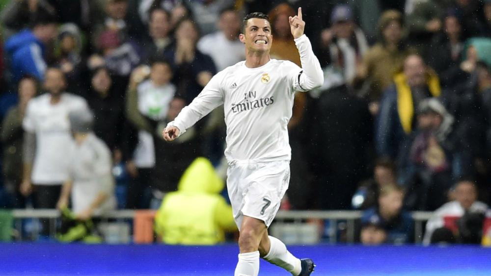 GIF: Cristiano Ronaldo Hat-Trick Leads Real Madrid Against Real