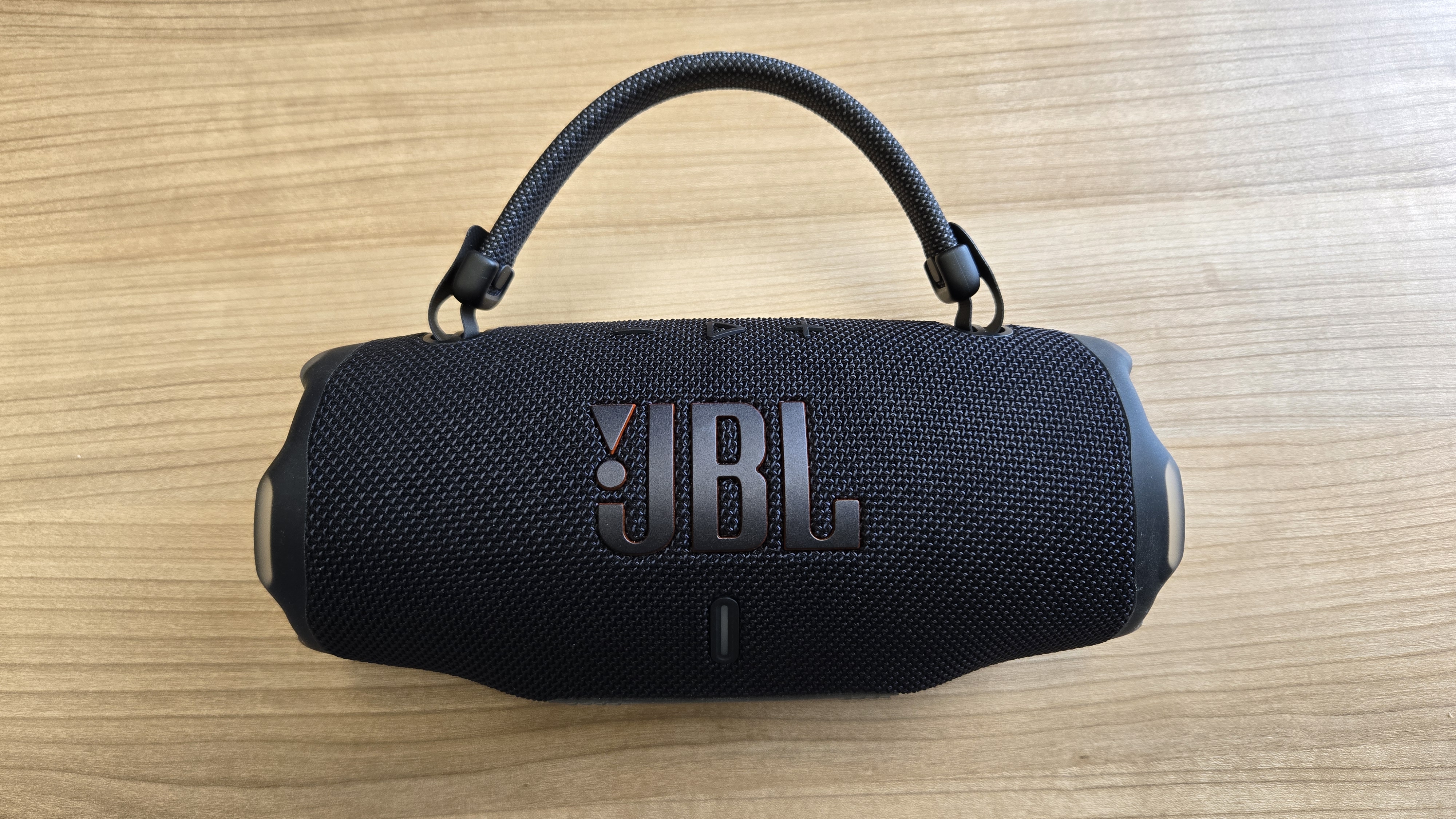 JBL Charge 6