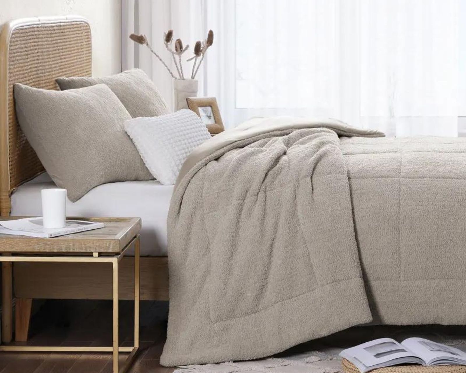 Pillow case vs sham experts explain the crucial difference Homes