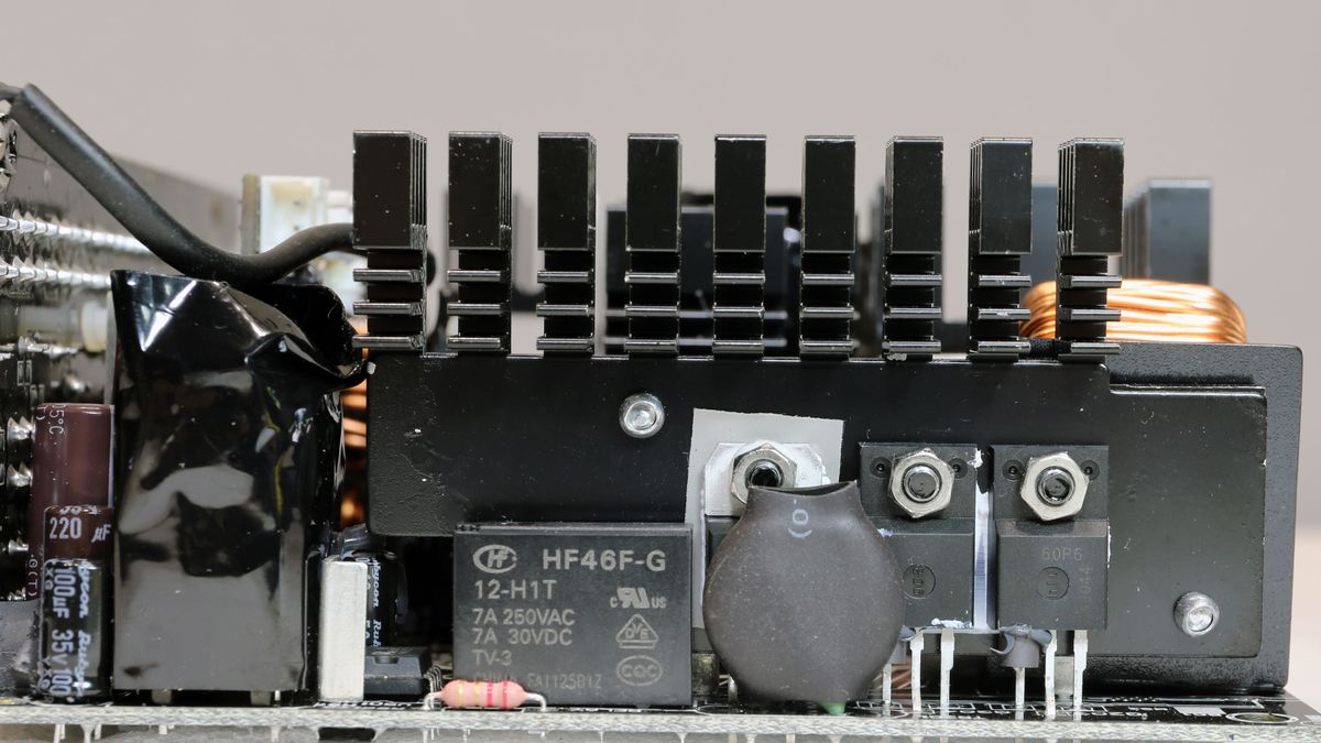 EVGA 750 G6