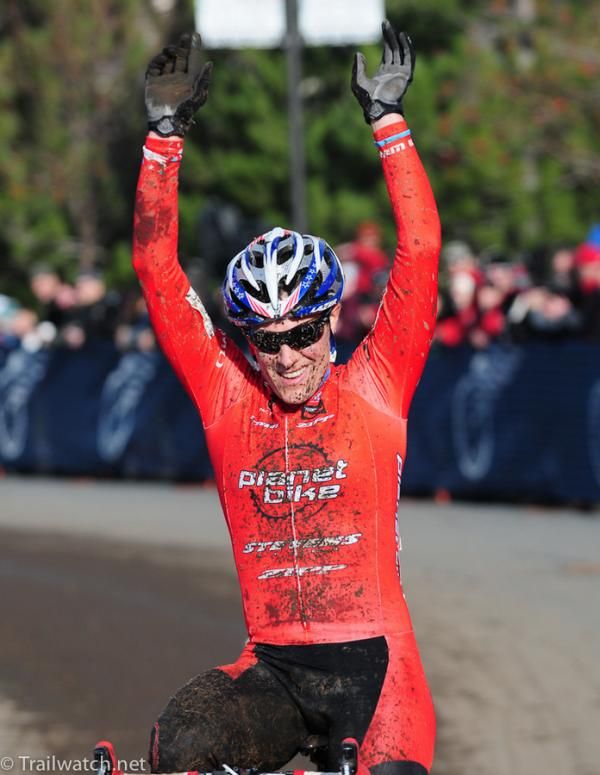 Katie Compton (Planet Bike) takes her seventh Championship.