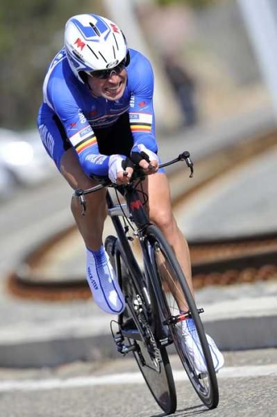 Quick Step's Stijn Devolder does a final tune-up before Flanders.