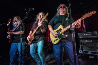 Kentucky Headhunters onstage at The Borderline