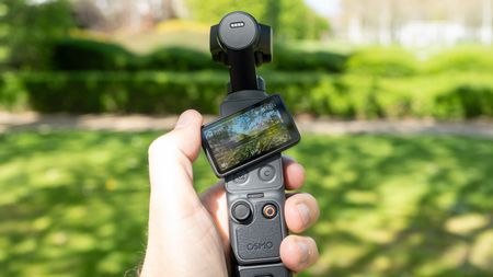 DJI Osmo pocket 4