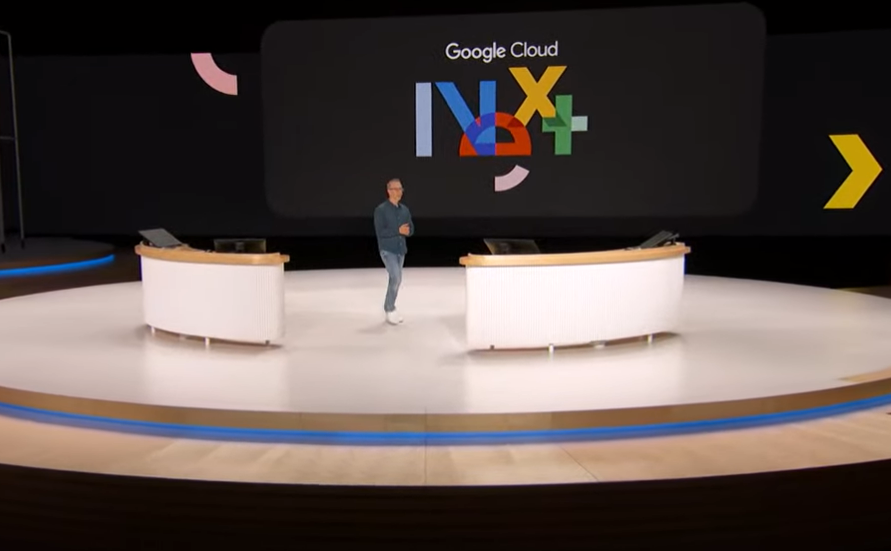Richard Seroter speaking live at Google Cloud Next 2023