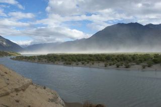 Tsangpo Gorge in Tibet