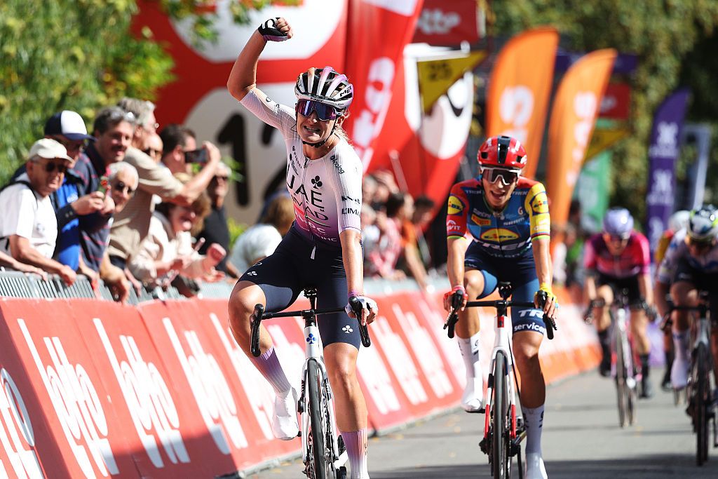 Karlijn Swinkels sprints to second Grand Prix de Wallonie victory