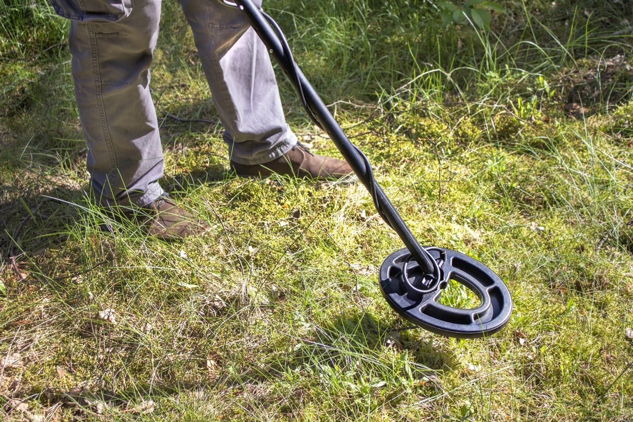 A metal detector.