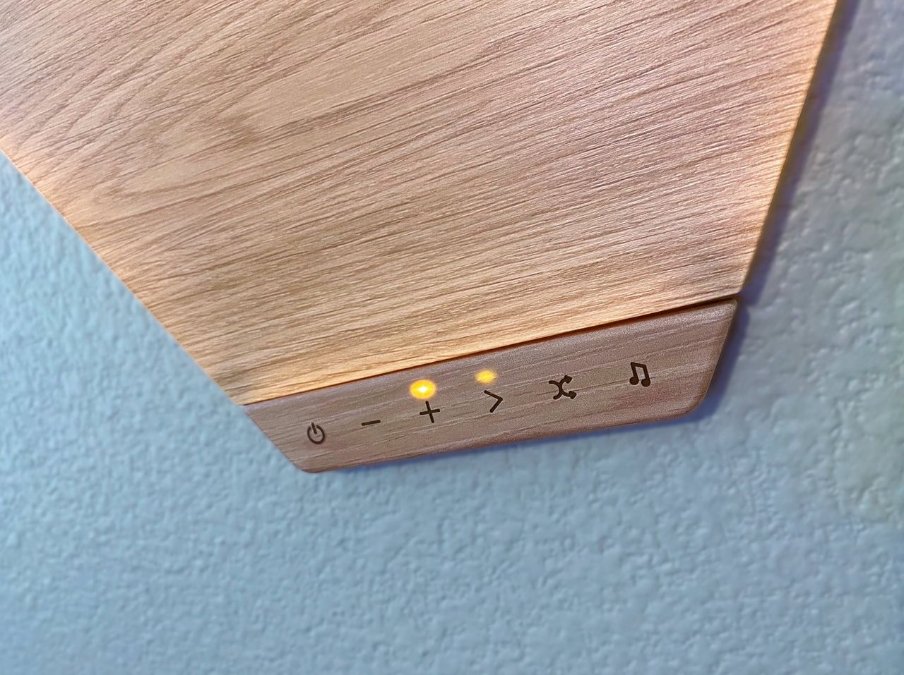Nanoleaf Elements Review Controller