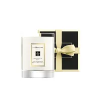 1. Jo Malone London Grapefruit Home Scented Candle