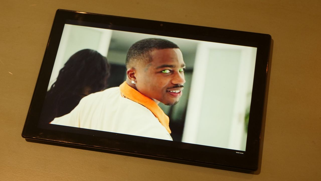 Close-up of the Asus Chromebook Detachable CM3 display while testing the audio.