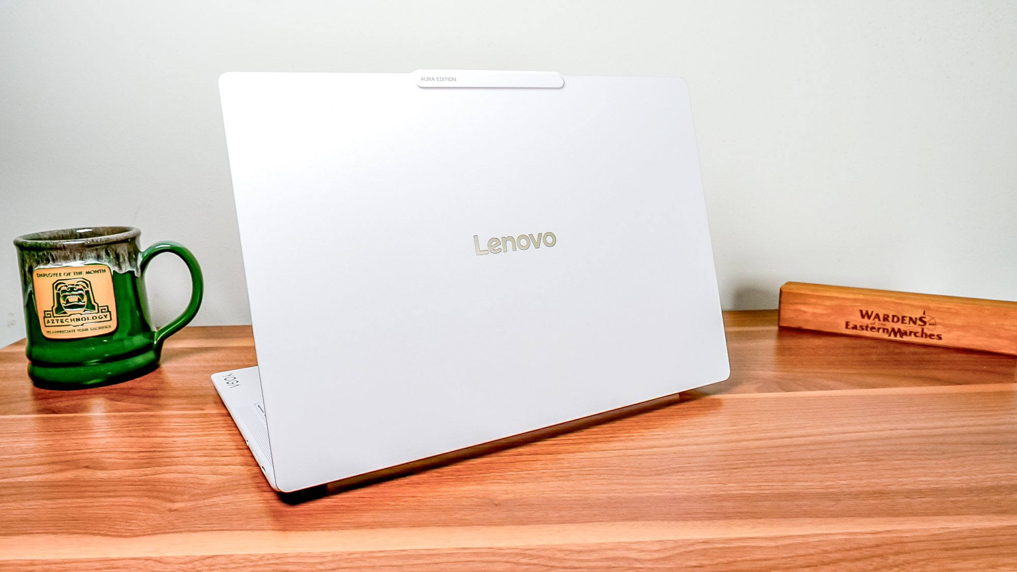 Lenovo Yoga Slim 7i Aura Edition