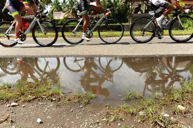 The reflection of Yusrizal Usoff (Terrenganu) leading the day's escape