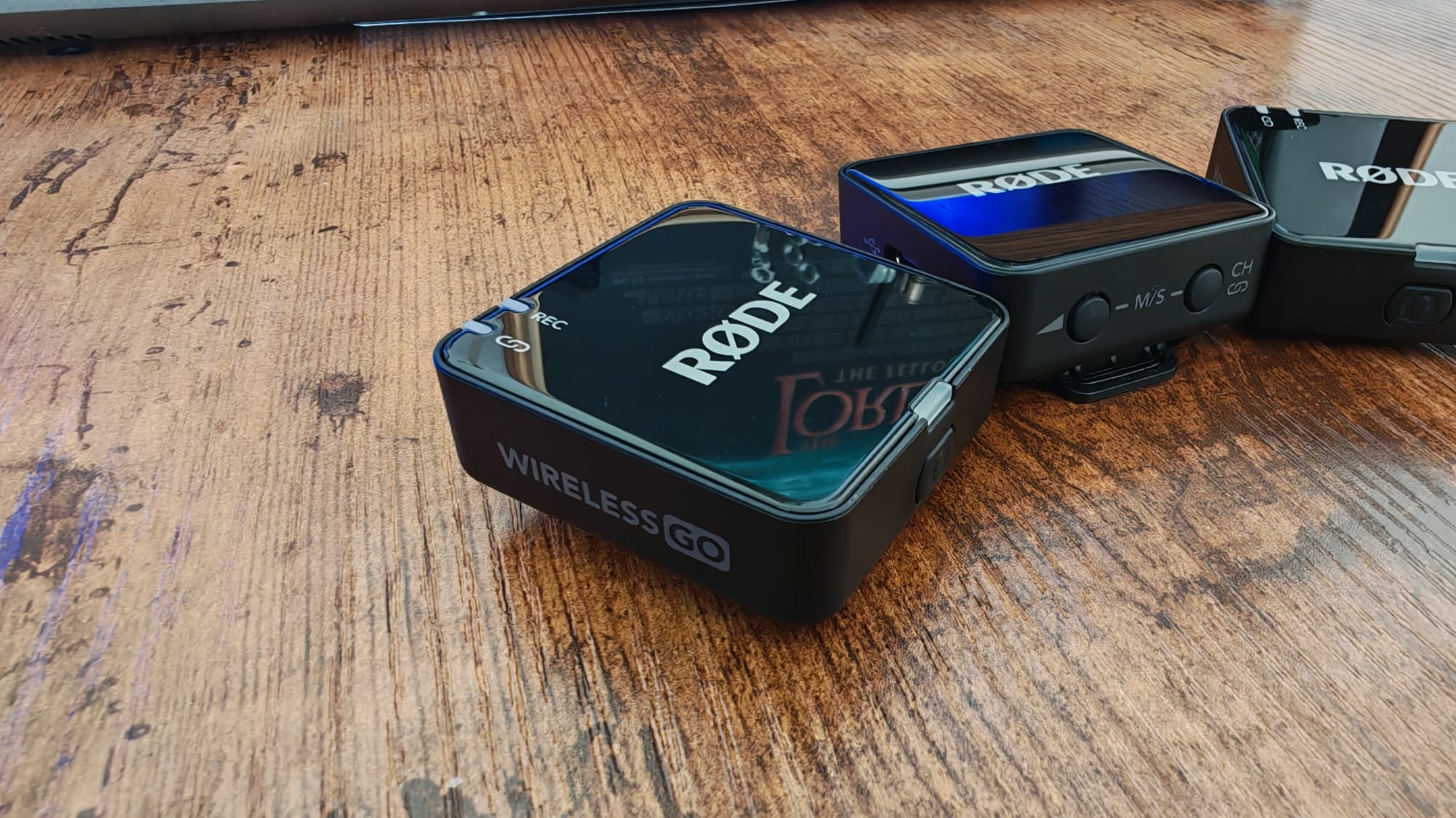 A close up of the Rode Wireless Go Gen 3 lying on a desk