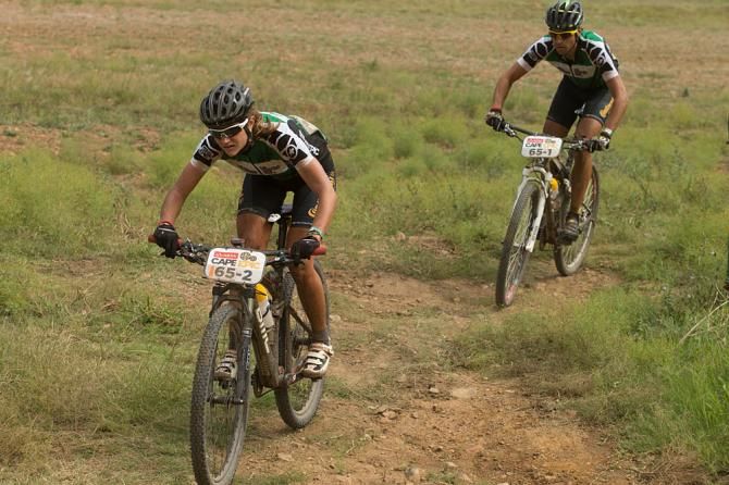 Aurelie Halbwachs leads Synergy team-mate Yannick Lincoln