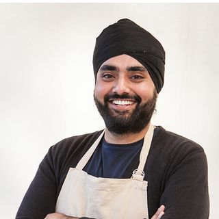 man with black t-shirt