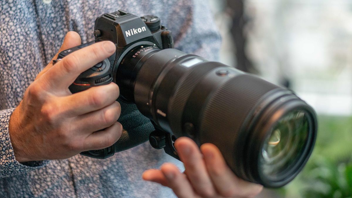 Nikon Z5 Review - Best Full Frame Mirrorless Camera Of The Year By