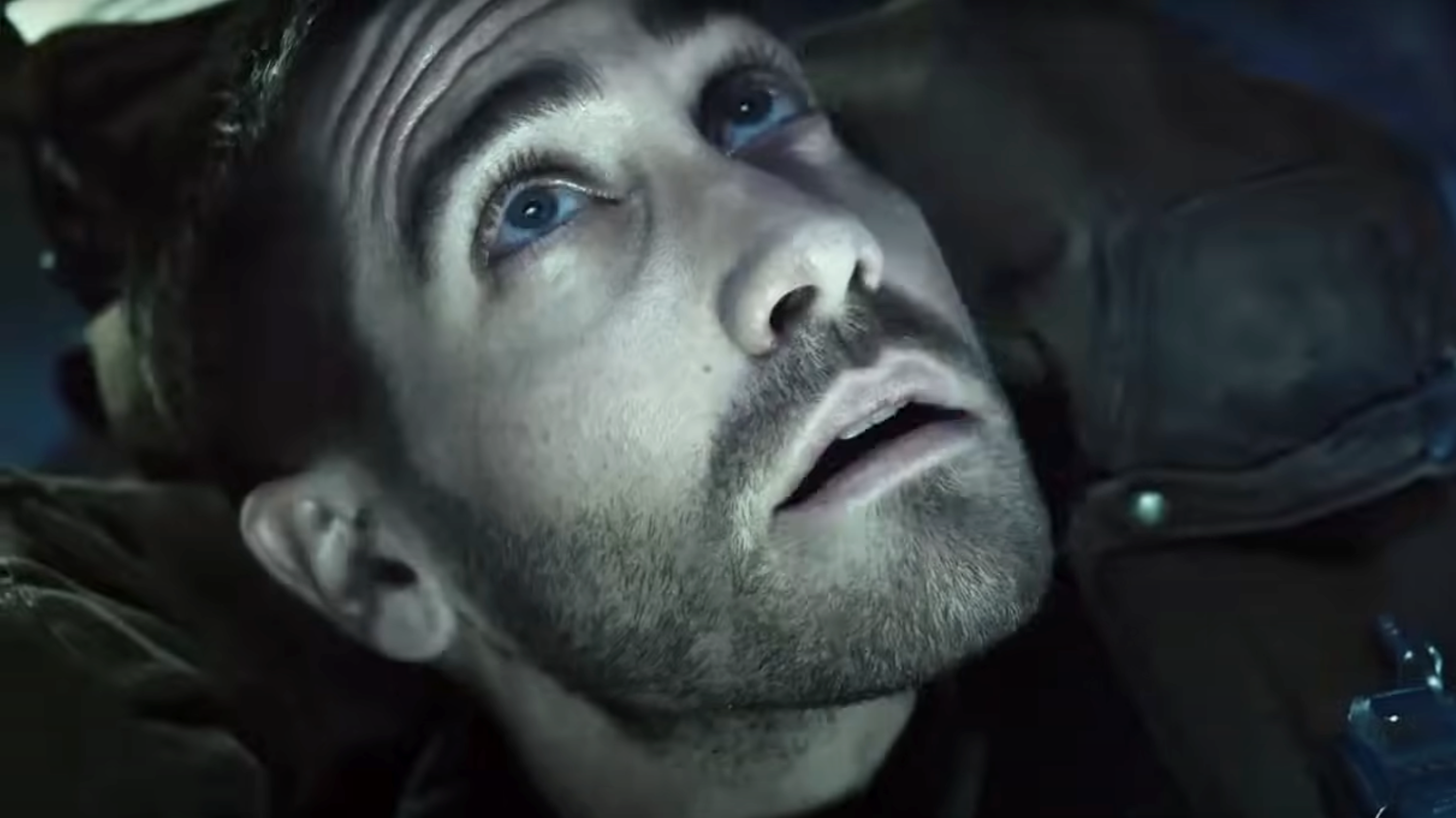 Source Code (2011)
