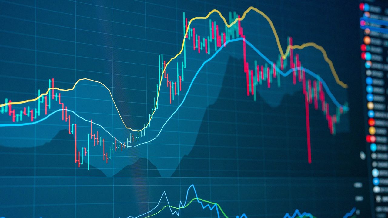 Stocks Drop as Treasury Yields Hit New Highs: Stock Market Today