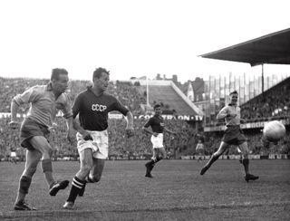Kurt Hamrin scores for Sweden against the Soviet Union in the 1958 World Cup.