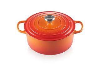 Le Creuset Enameled Cast Iron Signature Round Dutch Oven With Lid, 5.5 Quart, Flame