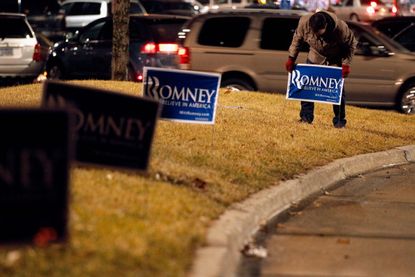 Mitt Romney campaign yard signs in Iowa.
