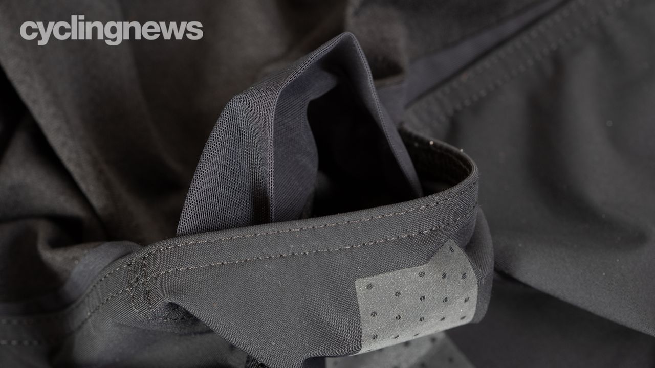 Assos Equipe RS Spring Fall Jacket Targa detail of pocket lid
