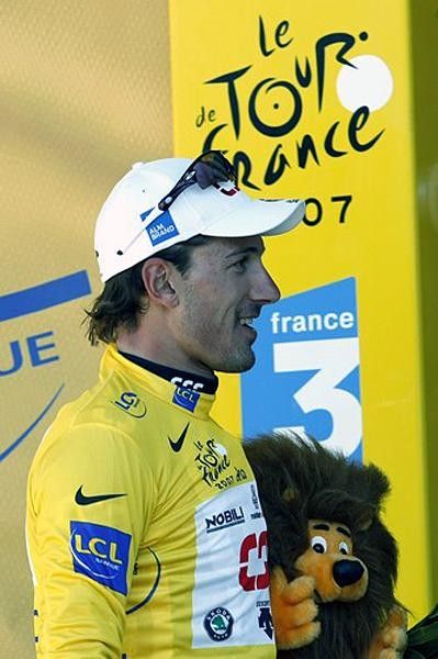 Fabian Cancellara (Team CSC) in his fourth day in yellow.