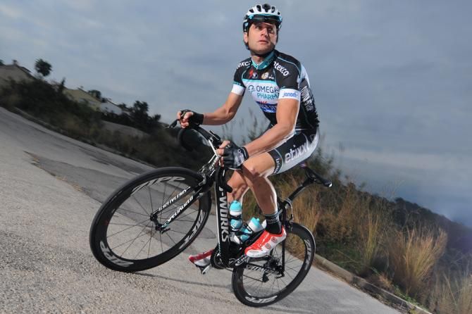 Alessandro Petacchi continues his role in the sprint train