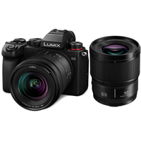 Panasonic Lumix S5 with 20-60mm and 50mm lenses: was