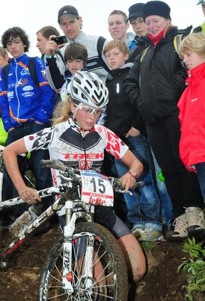 Emily Batty (Trek World Racing) wisely chose to run this section of course.