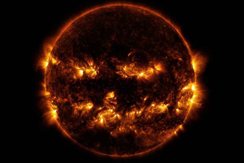 The Sun&#039;s &#039;Jack-O-Lantern&#039; Face