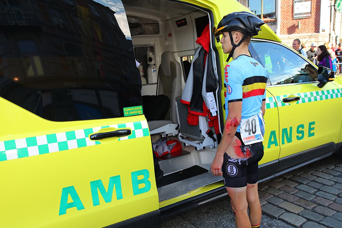 Thibaut Ponsaerts (Belgium) was among the fallers.