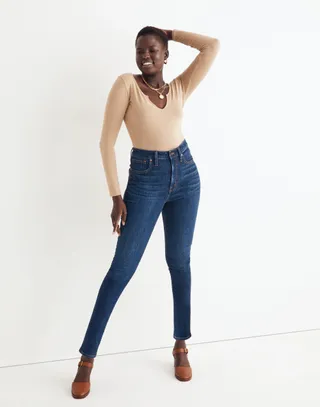 Curvy High-Rise Skinny Jeans in Seville Wash