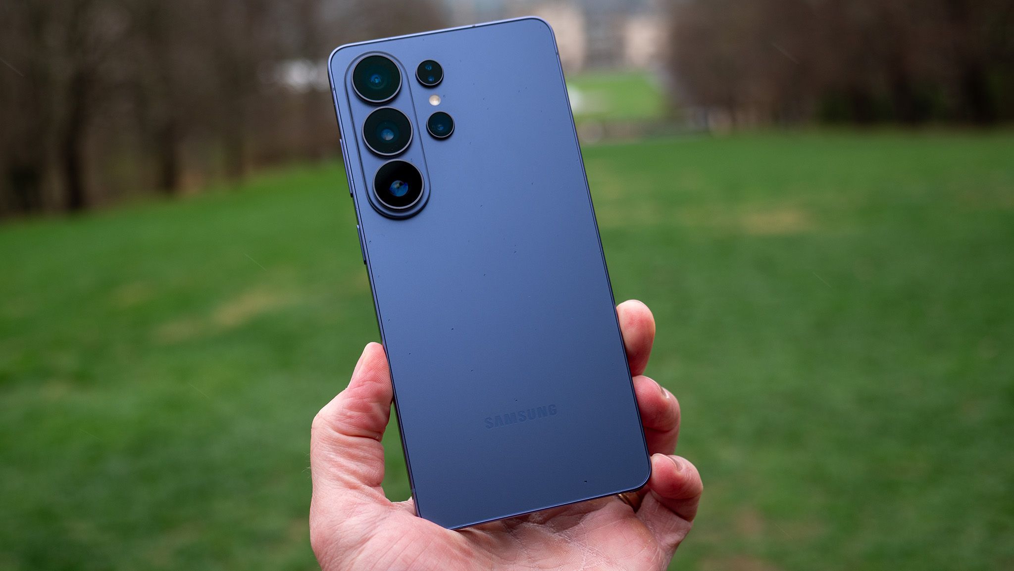 Last call! Grab a free Samsung Galaxy S26 Ultra from T-Mobile before the deal ends on April 1st